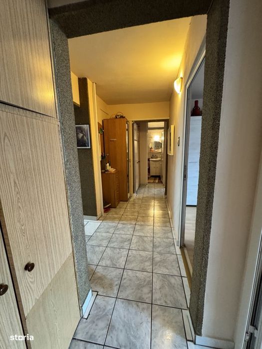 Apartament 4 camere, 80 mp, zona Central