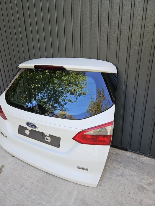 Haion cu Lunetă Ford Focus Mk3 Break