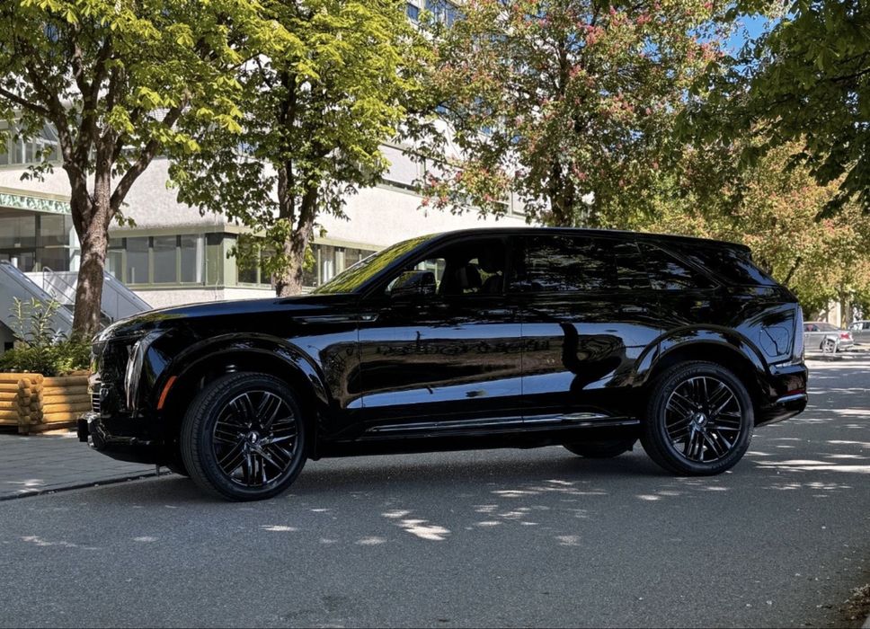 Cadillac Escalade IQ Premium Sport 2026 7 местный