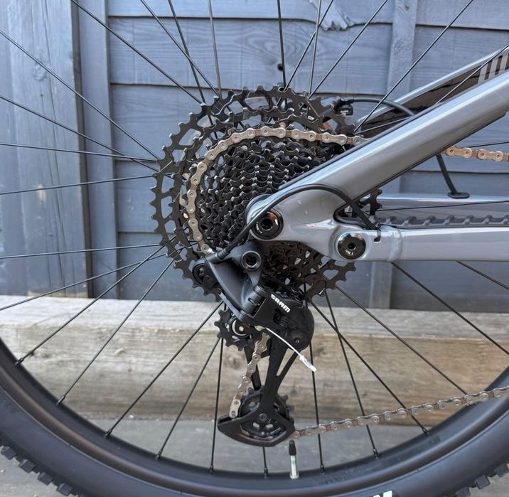 GT Sensor Carbon Elite /29/ 2024 Size L