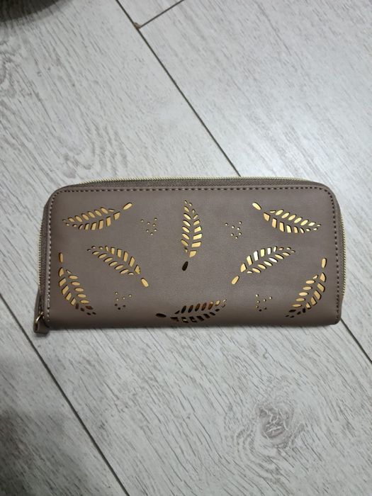 Vand Rucsac + portofel!!!