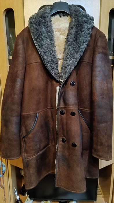 Vând cojoc din blana și piele naturala