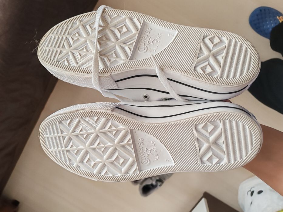 Нови кожени кецове Converse 37.5