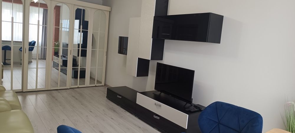 Închiriez Apartament modern cu 2 camere decomandate pe Bulevardul Iuliu Maniu