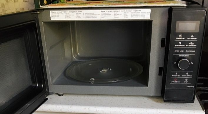 Микроволновая печь "Panasonic"