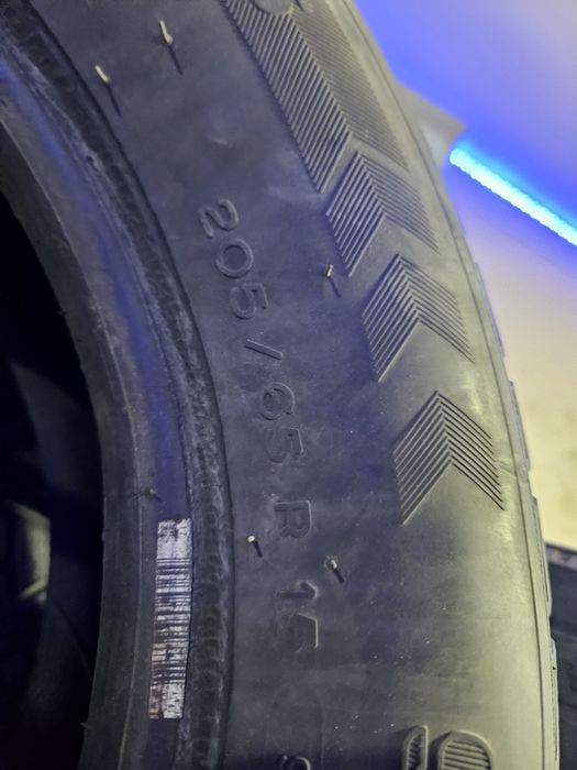 Шины шипованные205 65на 16