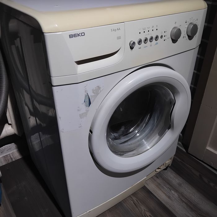 Продаётся стиральная машинка Беко
