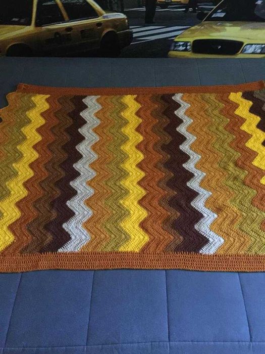 Плед вязанный, ручная работа