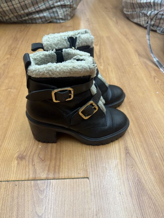 Продам  ботинки разные по 5000