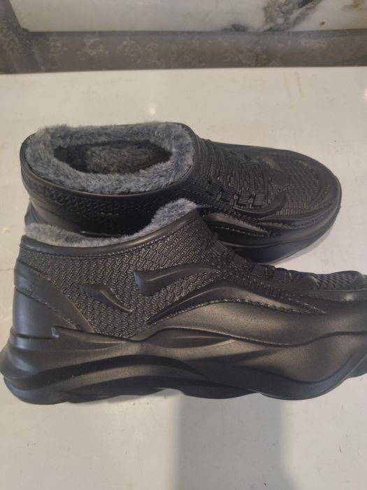 Продам калоши зимние