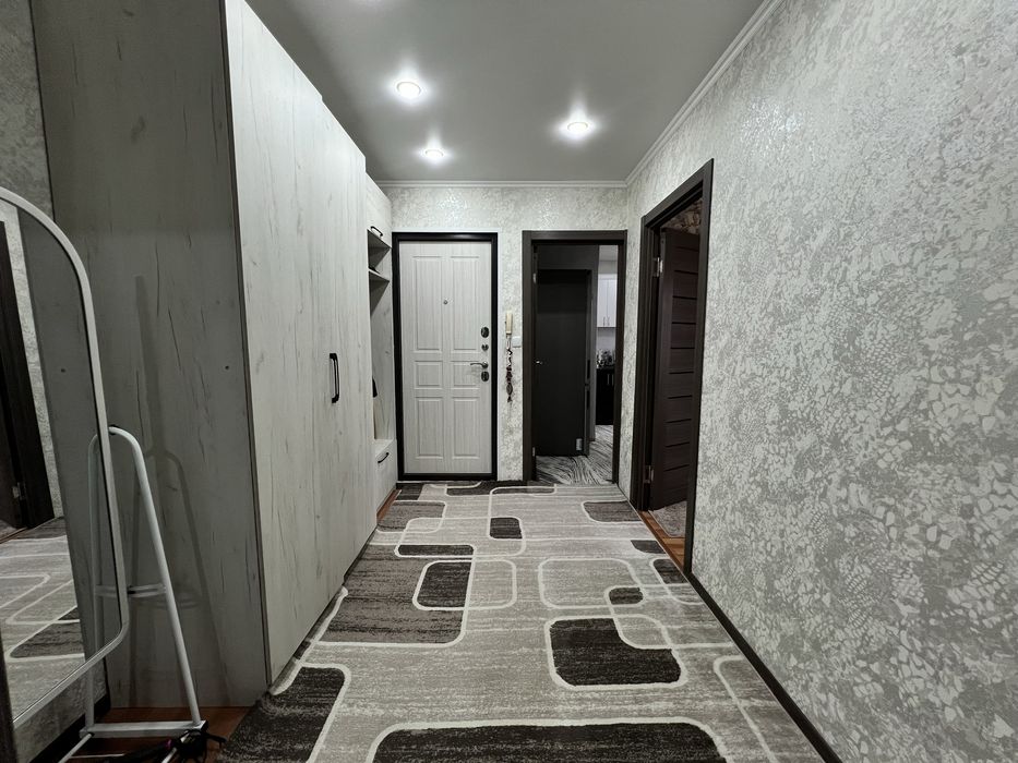 Продам 3ку в  в 19мкр