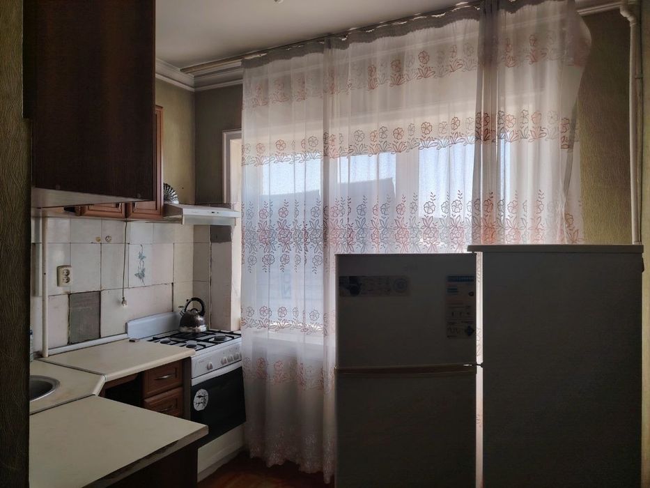 Продажа.  .  Тичлик. Метро.  Отличный   лакатца .  Маклеров не. Звонит