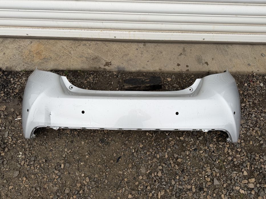 Задна броня за Toyota Yaris (2014-2017)