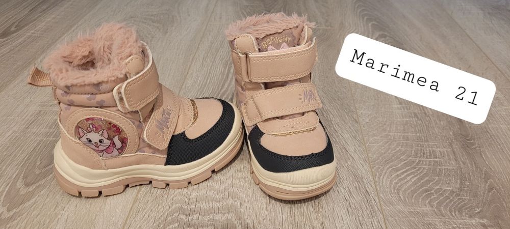 Incaltaminte bebelusi