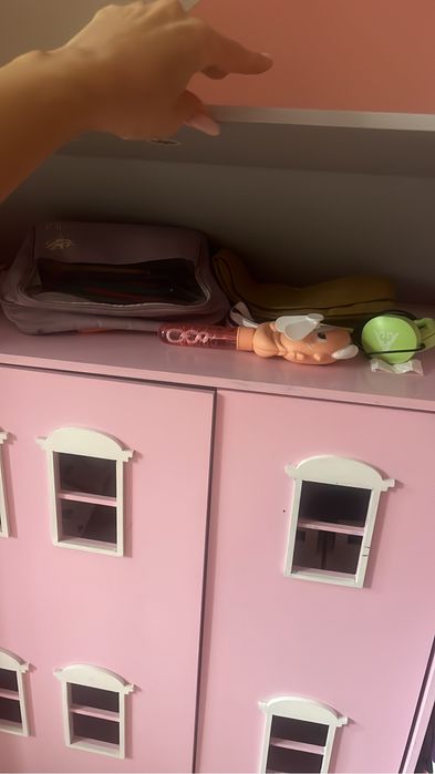 Домик кукольный.