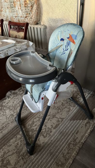 Детский стульчик для кормления