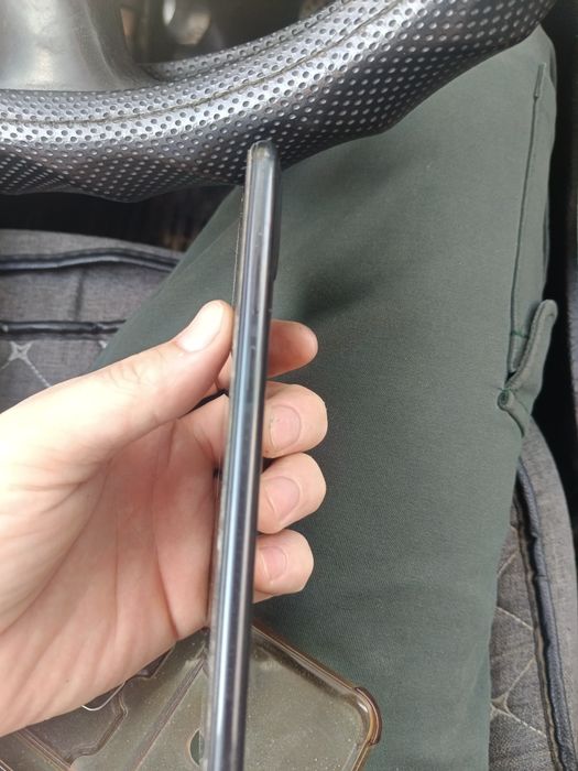 Телефон сатылады