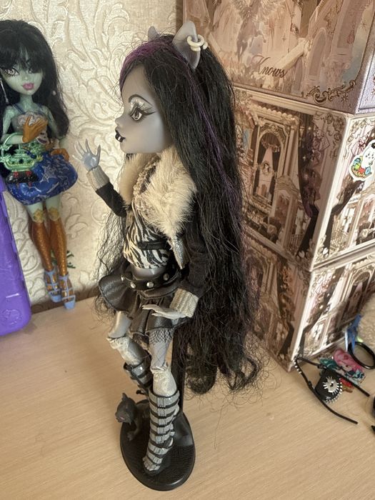Кукла monster high