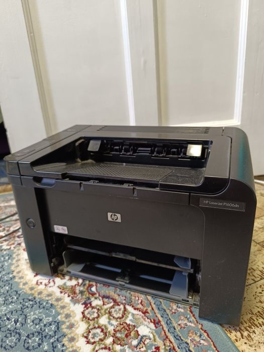 Продам Лазерный принтер в отличном состояний HP