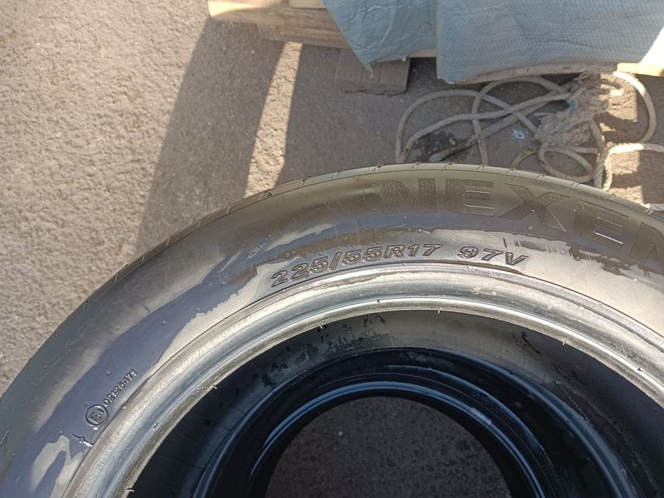 Продам шины 17 размер