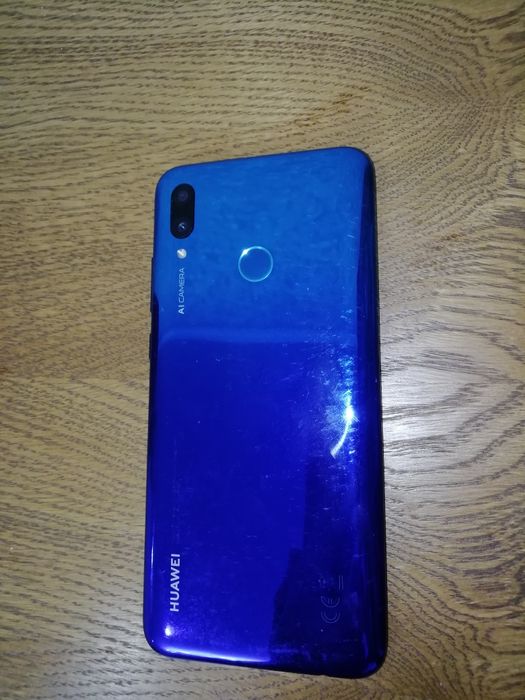 Huawei P Smart 40000 тенге