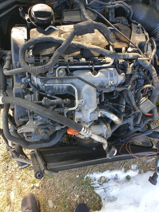 De vanzare elemente de caroserie de passat cc și motor echipat 2000cc