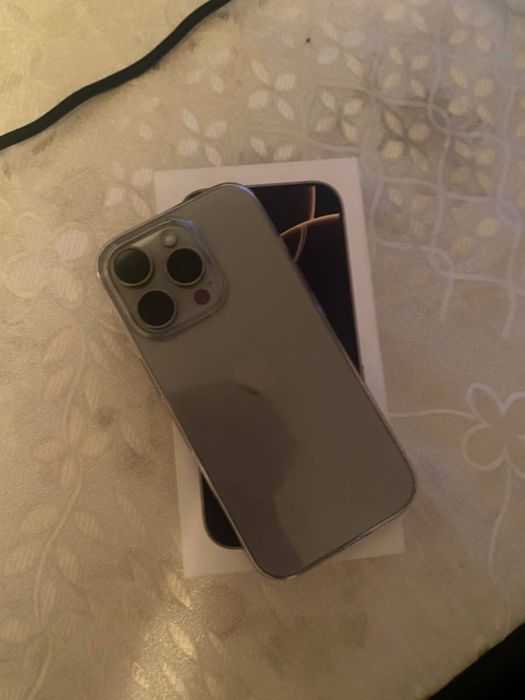 Обменяю iphone 16 pro 128гб 90акум