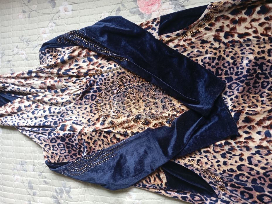 Koʻylaklar sotiladi kiyilgan