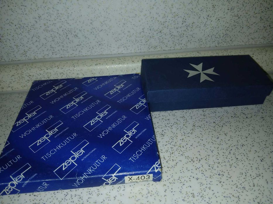 Пепелник ZEPTER, тапа за бутилка вино