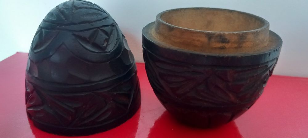 Obiect decorativ Românesc vechi din lemn