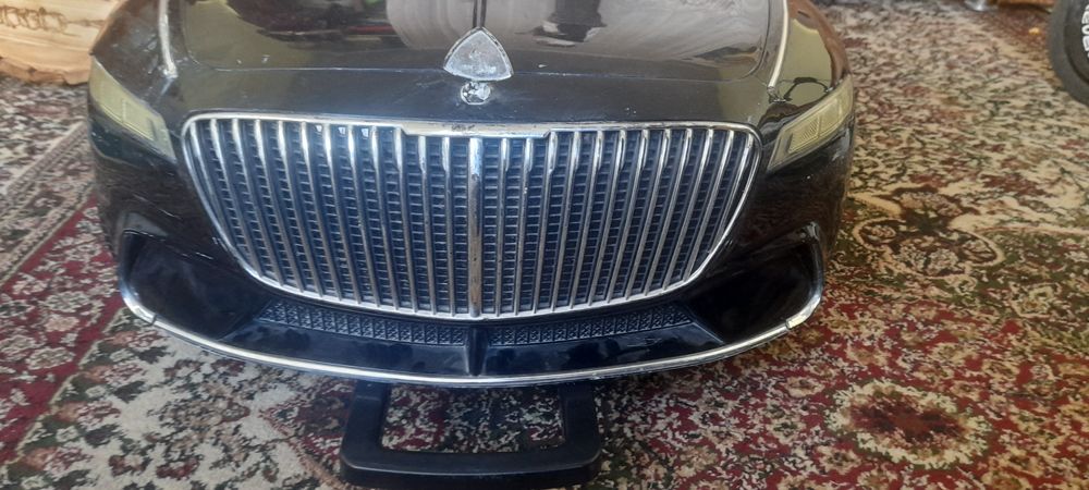 Детский электронный машина, есть слегка потёртое места