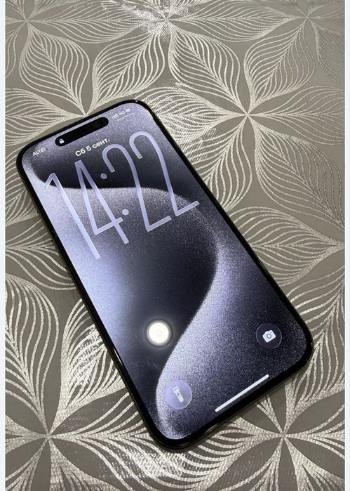 Продам iphone 15 pro