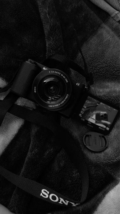 Фотоаппарат Sony ZV-E10