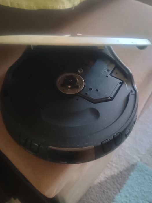 Ретро CD плейар от 90 години