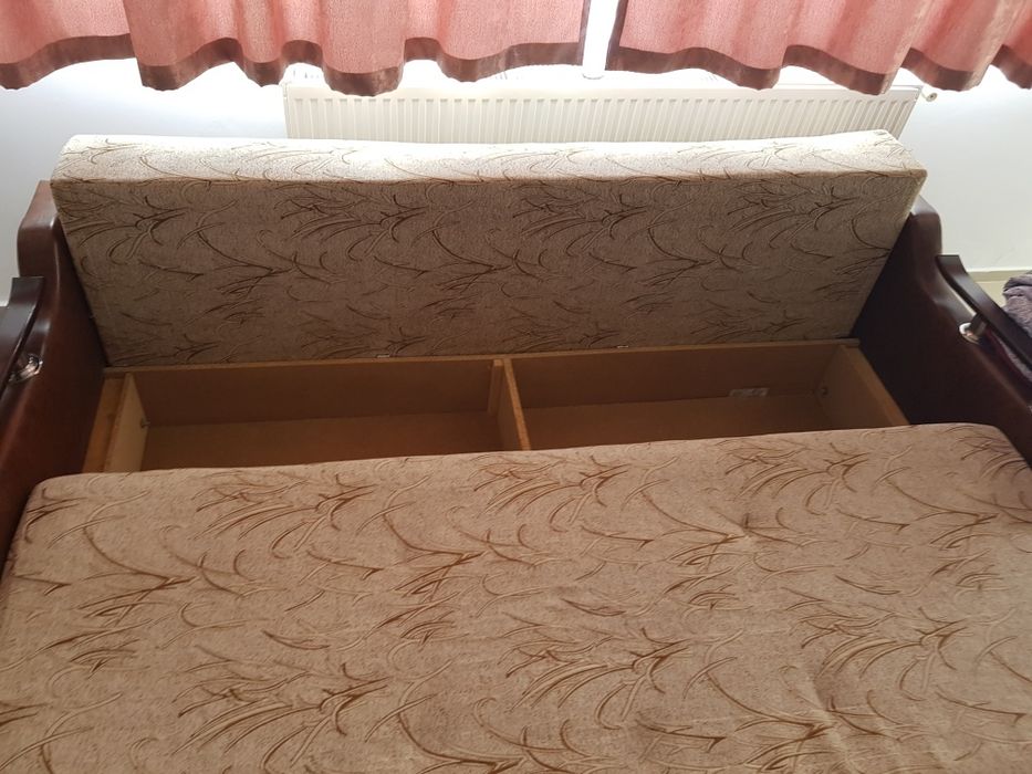 Pat Patrati Canapea lemn stare buna