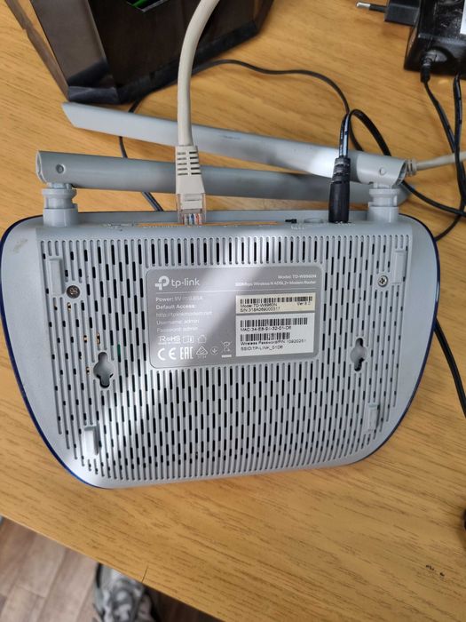 Роутер TP-link adsl2+ Modem Router TD-W8960N