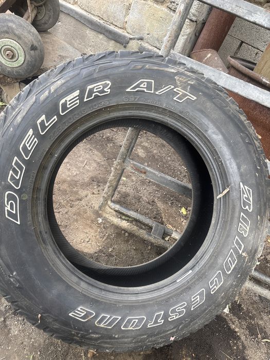 Продам ризину Dueler A/T BRIDCESTOUN
