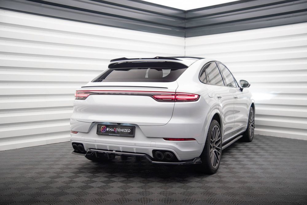 Добавка за задна броня Maxton design за Porsche Cayenne Mk3 (2018-2023)