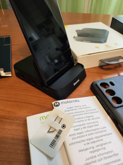 Moto G200 5G Blue - ecran mare, ideal pentru Uber/Bolt - Oferta BF