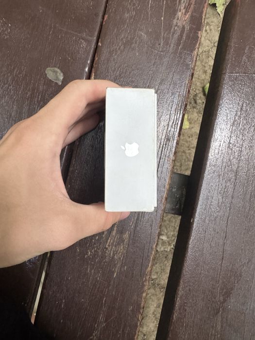 airpods4 aproape noi