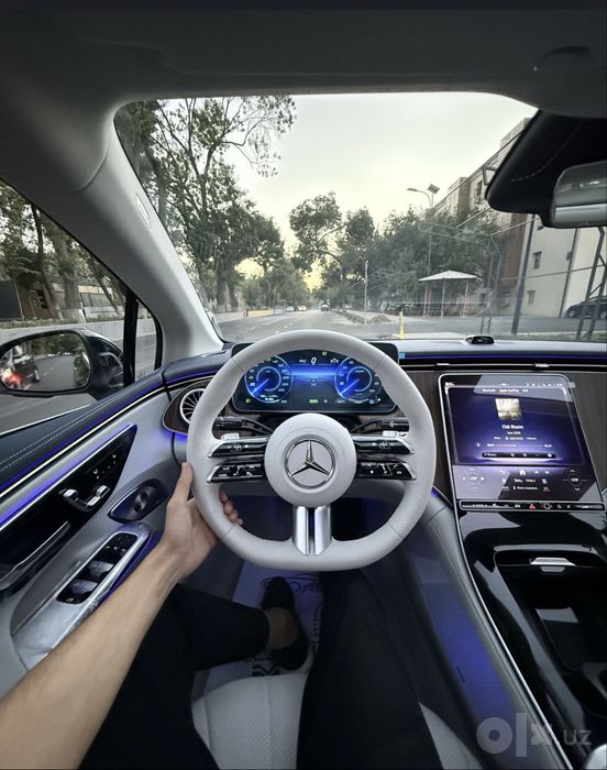 Mercedes-Benz EQE 500 4MATIC - 2025 yil