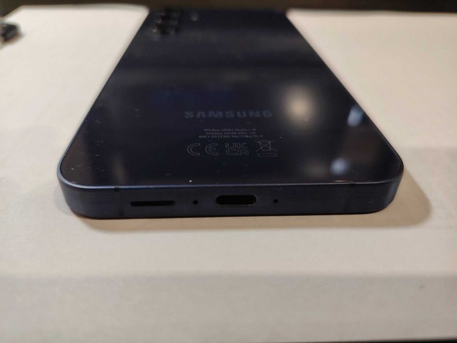 Samsung Galaxy A55 5G; калъф и оригинална кутия