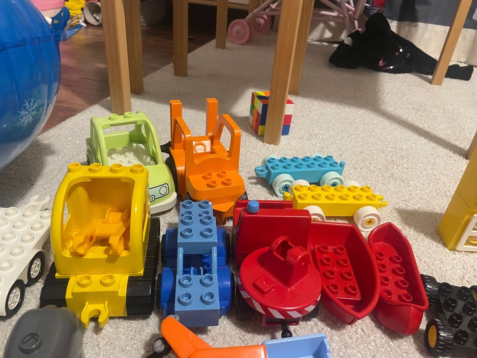 Огромен сет Duplo lego с коли, къщи, животни