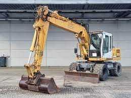 Dezmembrez excavator pe roti Liebherr A900B - Piese de schimb Liebherr
