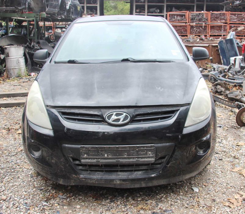 Хюндай  I-20 1.2i с проблем в двигателя – само на части