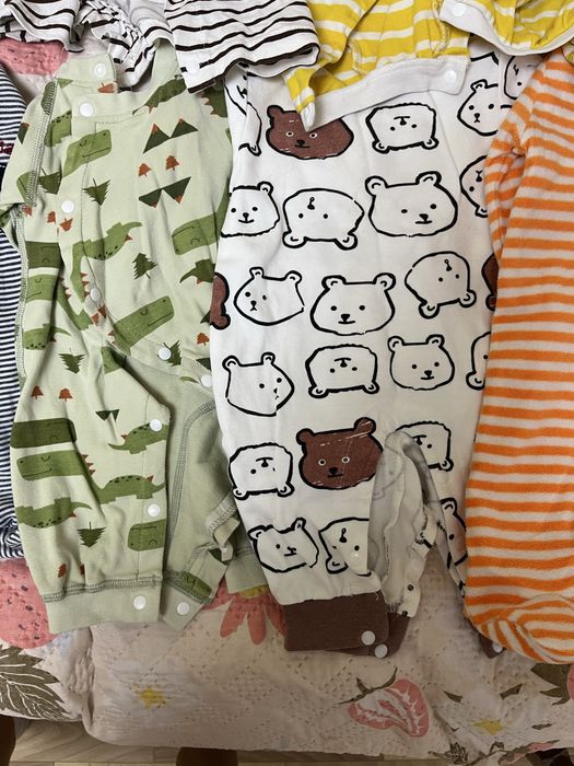 Продам детские вещи