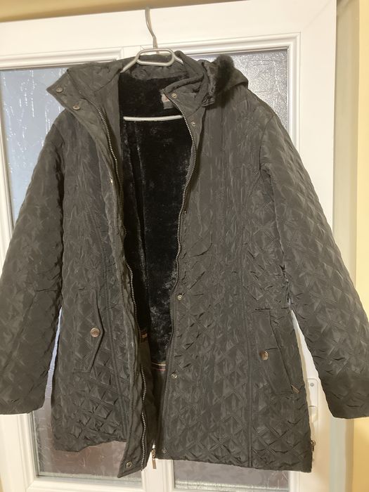 Geaca de iarna imblanita