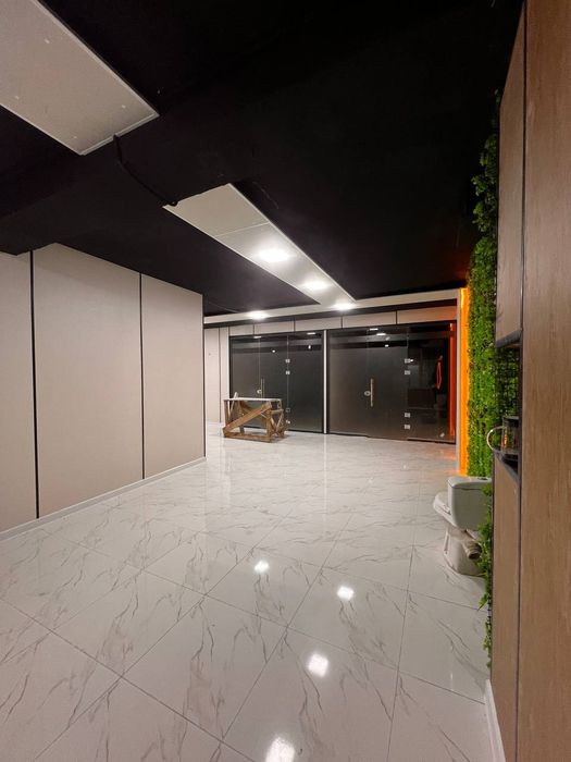 Офисы с Новым Ремонтом на Алмазаре