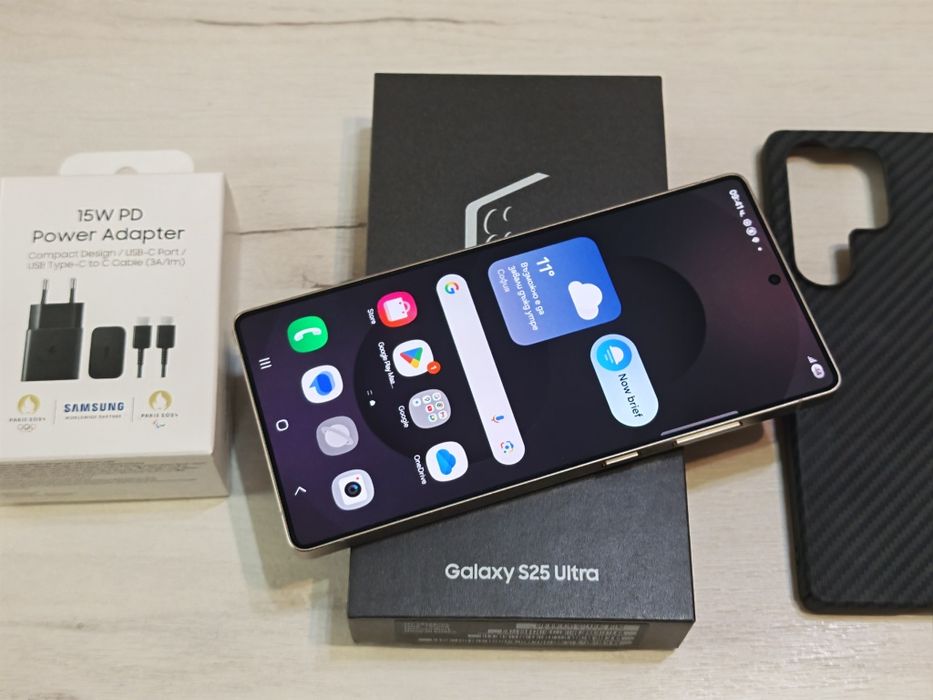 Като нов Samsung Galaxy S25 Ultra 512 GB Гаранция
