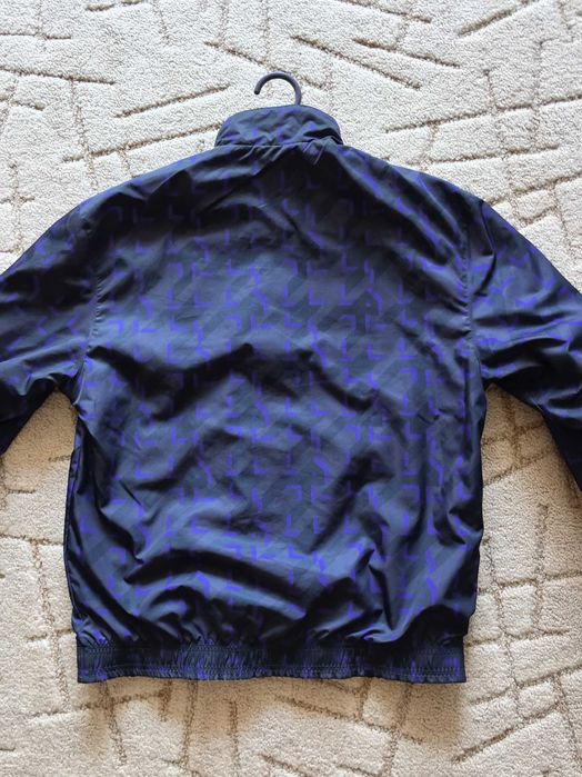 Двулицево яке Real Madrid